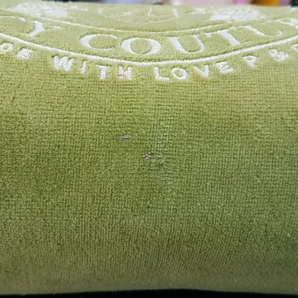 *sold* juicy Couture Barrel Bag - Picture 14 of 15